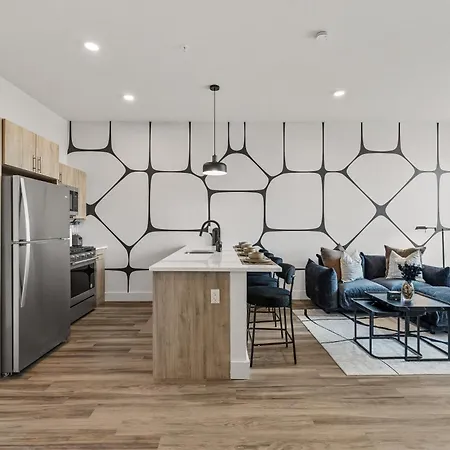 King Bd, Free Prkn, Nyc View, 8Min Train Apartment